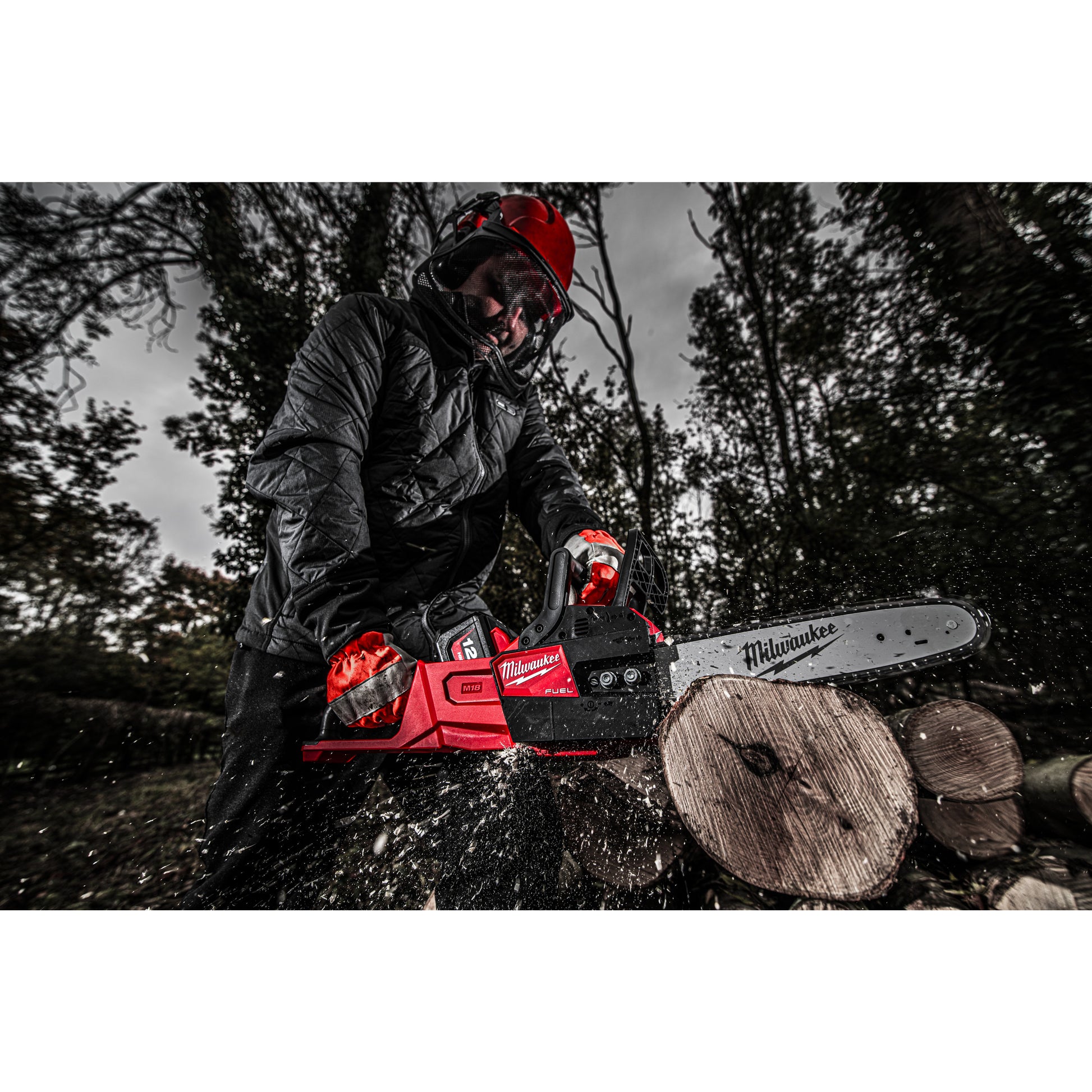 Milwaukee M18 FUEL™ Kettensäge mit 30 cm Kette - gartengeraete.jetzt  - 