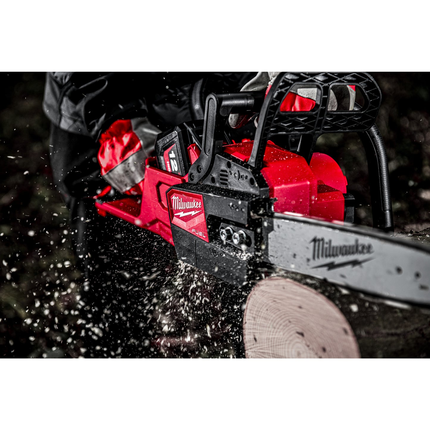 Milwaukee M18 FUEL™ Kettensäge mit 30 cm Kette - gartengeraete.jetzt  - 