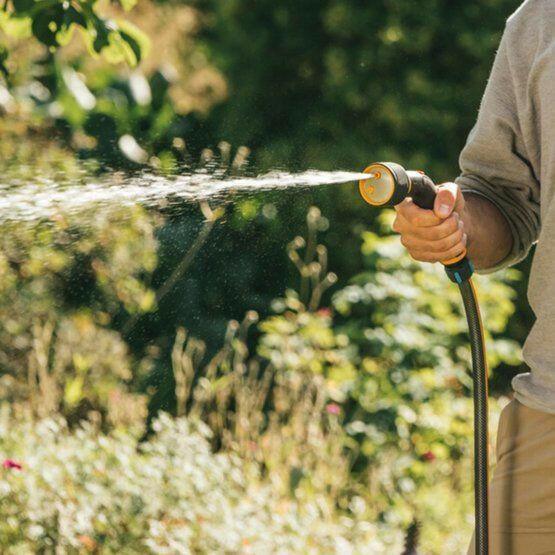 Fiskars Spruhkopf mit 3 Stufen - gartengeraete.jetzt  - 