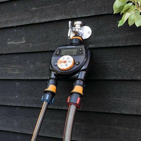 Fiskars Wassertimer mit Doppelaustritt - gartengeraete.jetzt  - 