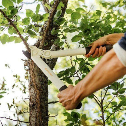 Fiskars White Astschere L32 - gartengeraete.jetzt  - 